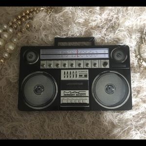 MAC Jeremy Scott Boom Box Eye Palette